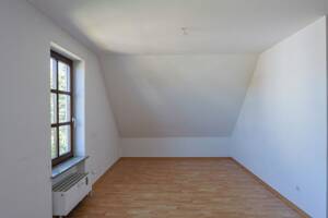 3,5-Zimmer-Maisonette-Wohnung mit Balkon und Tiefgarage in Ingolstadt-Nord! – 85055 Ingolstadt – Vorschaubild 7