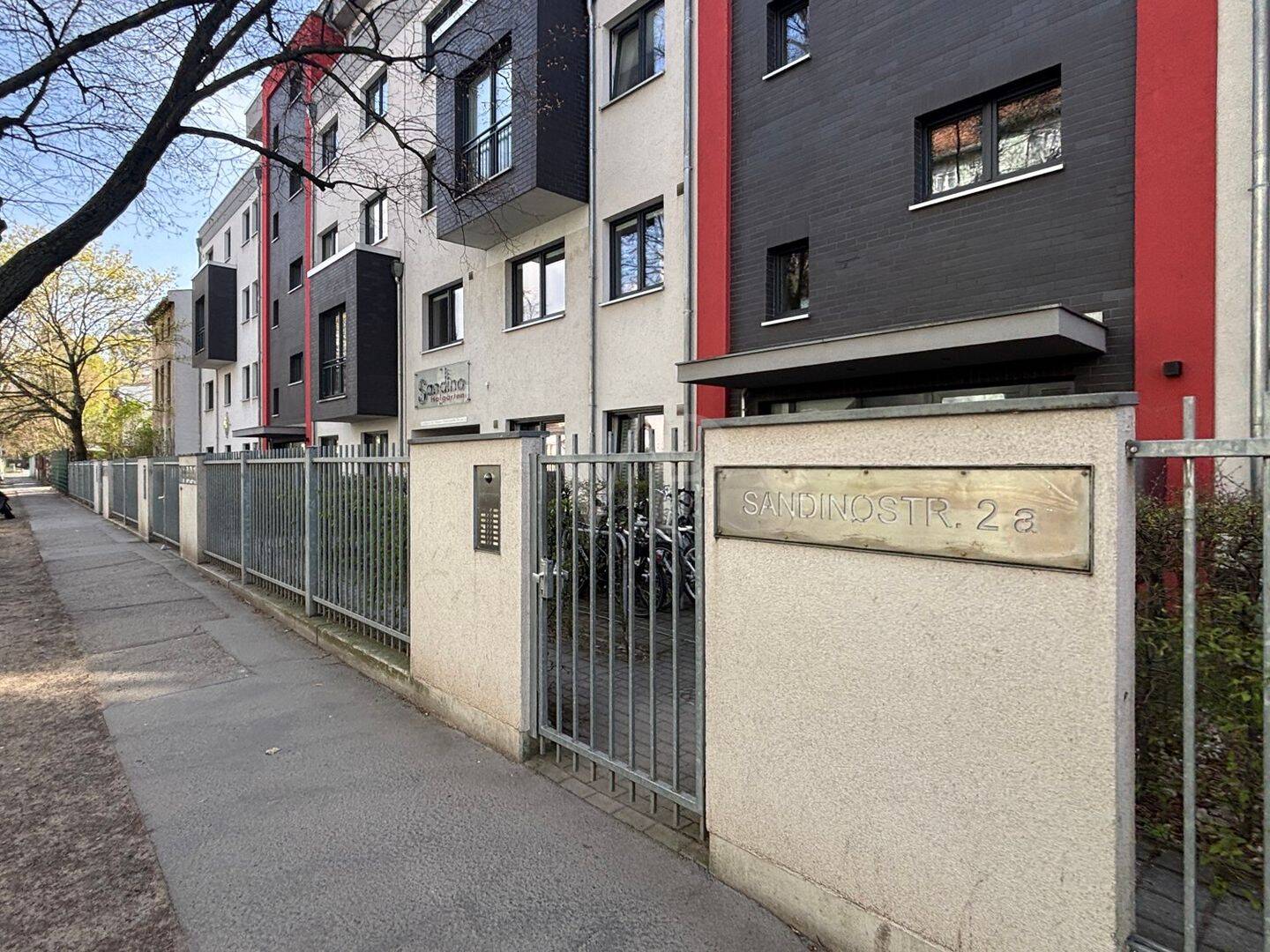 2-Zimmer Dachgeschosswohnung - hochwertig mit großer Dachterrasse! FREI ab 2027! – Berlin – Vorschaubild 4