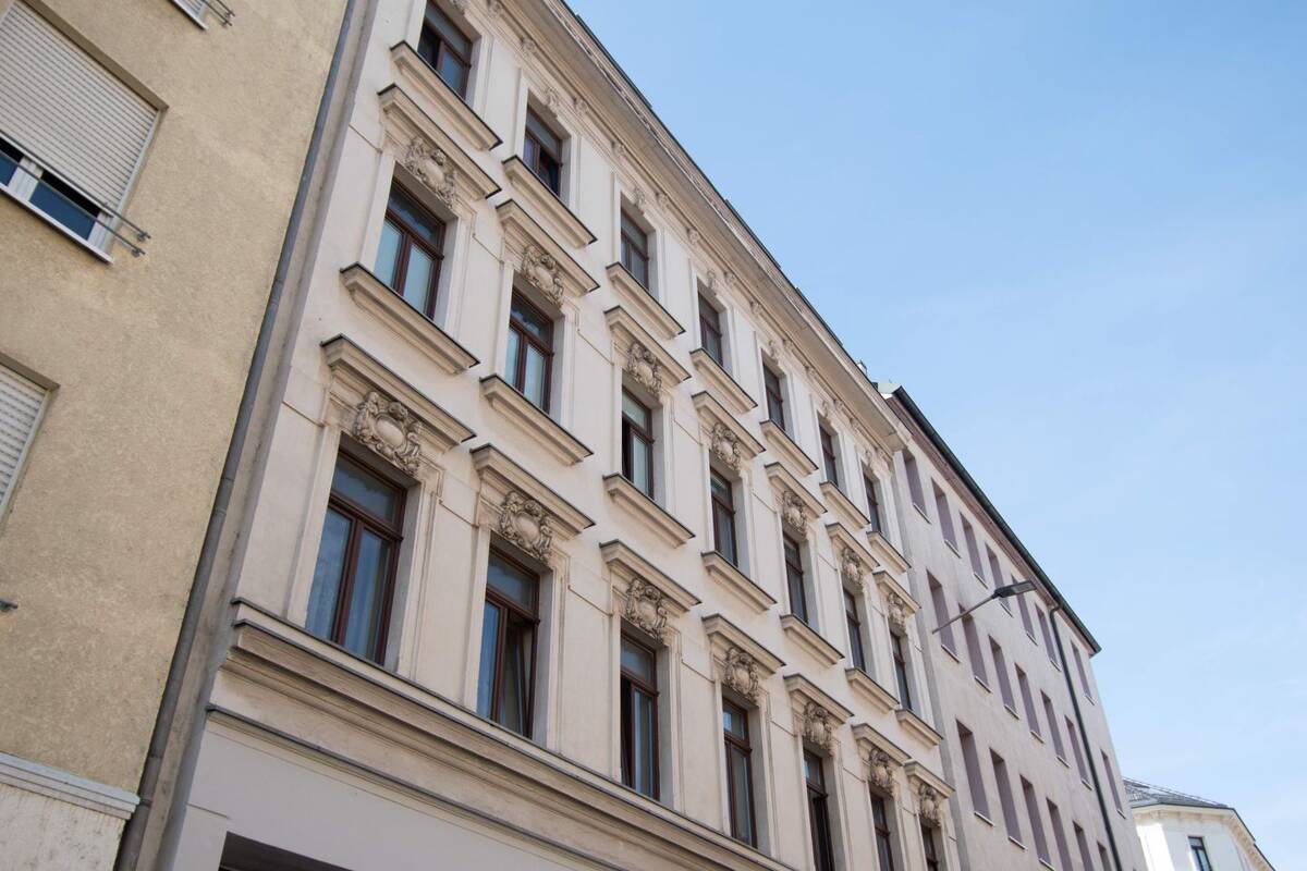 KLASSISCHER GRUNDRISS, SOLIDE RENDITE | Vermietete 3-Raum-Wohnung im Leipziger Nordwesten – 4159 Leipzig – Bild 1 von 5