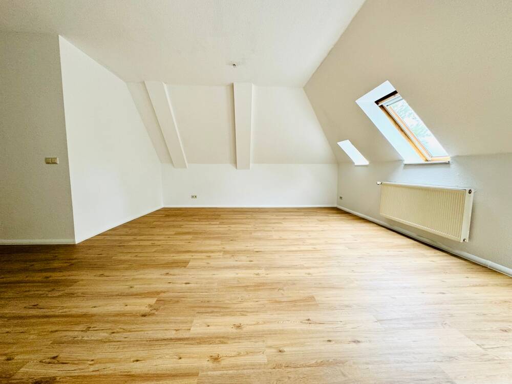 schicke 2 Raum DG-Raum-Wohnung in Leipzig / Gohlis ***TOP*** viel Platz; citnah – Leipzig – Vorschaubild 3