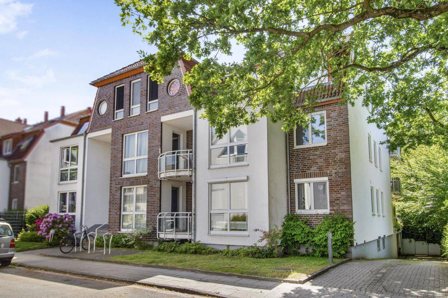 Bremen-Hemelingen: Wunderschöne und gepflegte 3-Zimmer-Eigentumswohnung mit Balkon – Bremen – Vorschaubild 2