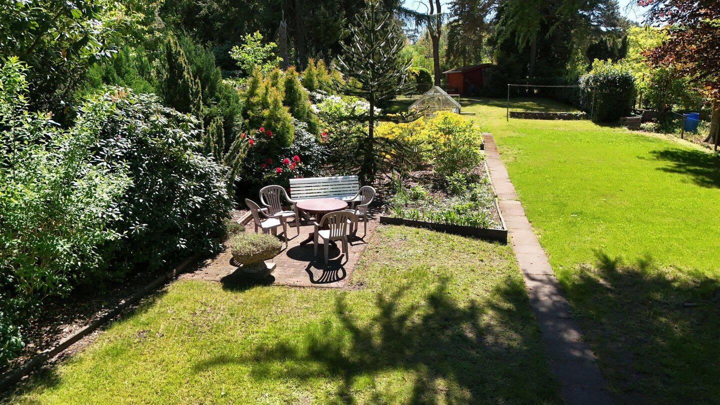 Haus bzw. Doppelhaushälfte mit schönem und großem Garten in ruhiger Lage – Hamburg – Vorschaubild 4