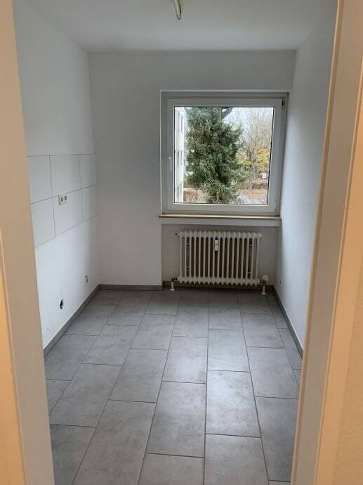 Vollständig renovierte Wohnung mit drei Zimmern, EBK und Balkon in Heilbronn- Böckingen – Heilbronn – Vorschaubild 7