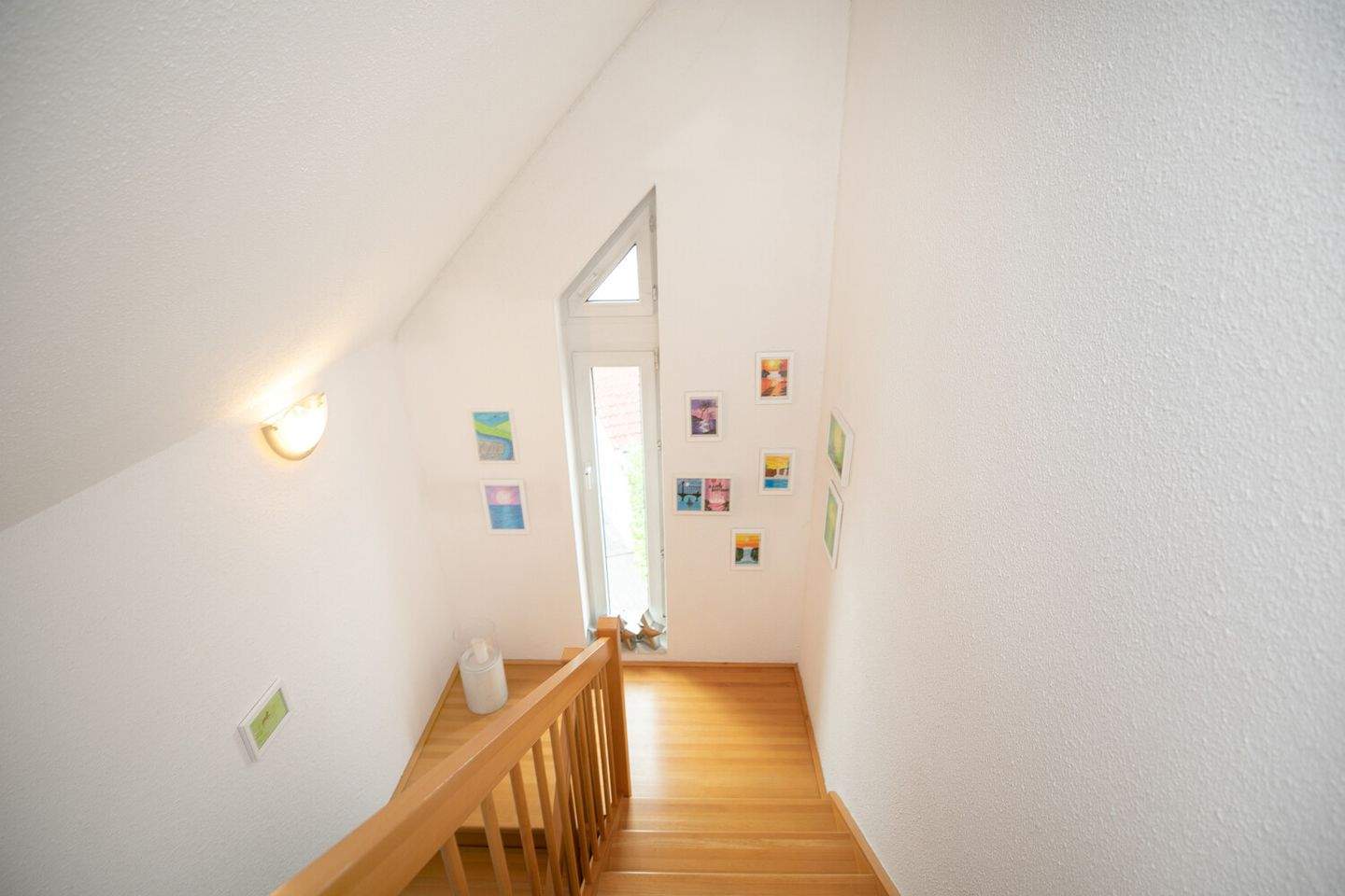 Großzügiges Familiendomizil mit Einliegerwohnung und Gartenpool – Rödermark – Vorschaubild 9