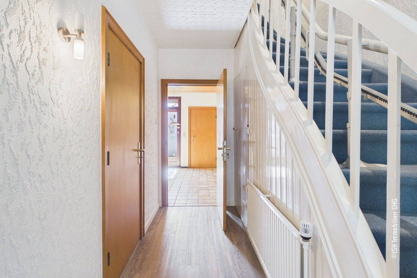 Gepflegtes Reihenhaus mit Garage und Terrasse – Buxtehude – Vorschaubild 7