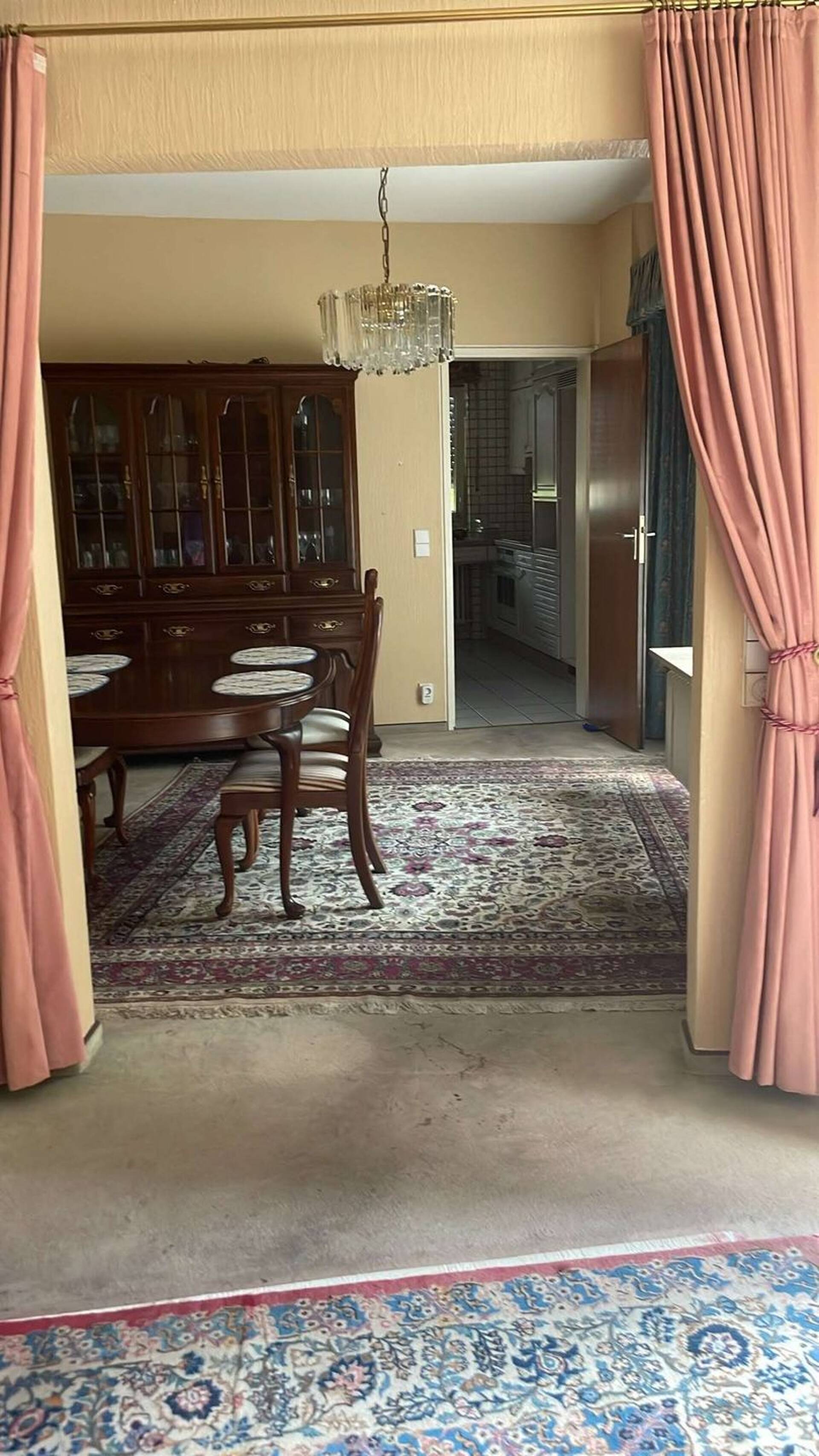 Einfamilienhaus in 71229 Leonberg mit 271 m² kaufen