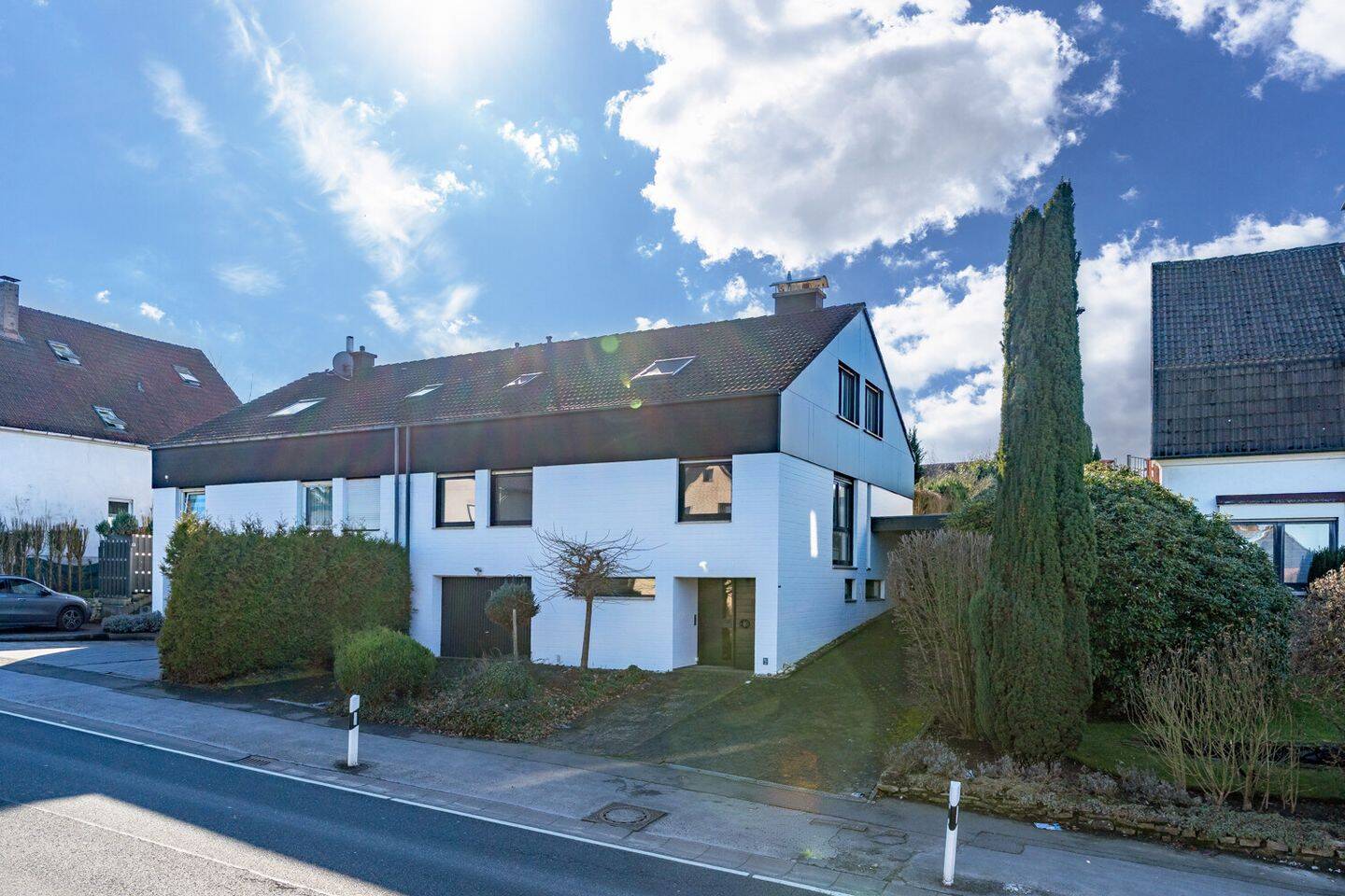Bielefeld-Jöllenbeck: modernes Zweifamilienhaus mit vielen Nutzungsmöglichkeiten! 159 m² | Garage – Bielefeld – Vorschaubild 2