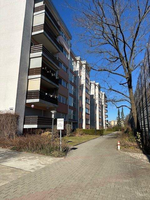Kapitalanlage! hochwertige Eigentumswohnung mit Tiefgaragenstellplatz – Berlin – Vorschaubild 7