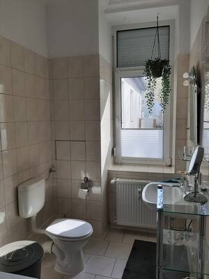 ab 01.01.2027, Wohnen auf Zeit für max. 9 Monate, wir vermieten eine kleine möbilierte 2-Raumwohnung in der KTV, keine Monteure, keine WG´s – 18057 Rostock – Vorschaubild 6