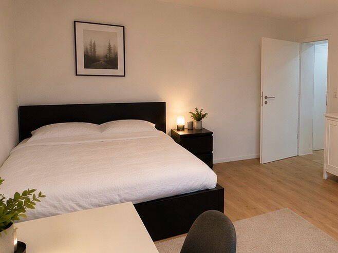 Modernes möbliertes Zimmer in frisch renovierter WG in München Aubing – München – Vorschaubild 5