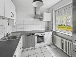 Gepflegte 4-Zimmer-Wohnung mit Balkon und grüner Umgebung von Dortmund-Brechten – 44339 Dortmund – Vorschaubild 8