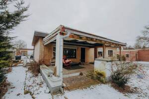 Bungalow in begehrter Lage - viel Modernisierungsbedarf bietet Platz für Ihre persönlichen Wünsche – 23560 Lübeck – Vorschaubild 3