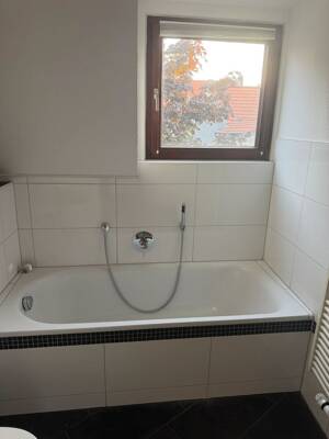 WBS-Wohnung: Schöne 3-Zimmer-Dachgeschosswohnung mit Balkon in Köln-Nippes – 50733 Köln – Vorschaubild 6