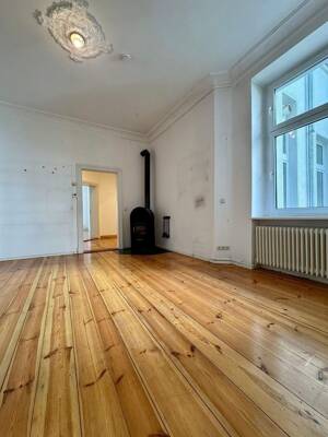 Stuck. Kamin. Dielen. Loggia. – Altbauperle mit ca. 120 m² und großem Potenzial in Steglitz – 12163 Berlin – Vorschaubild 2