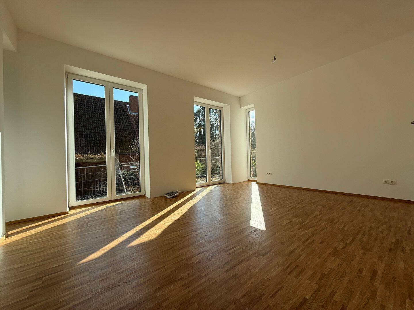 idyllisch gelegene Zweizimmerwohnung mit großem Westbalkon – Hamburg – Vorschaubild 5