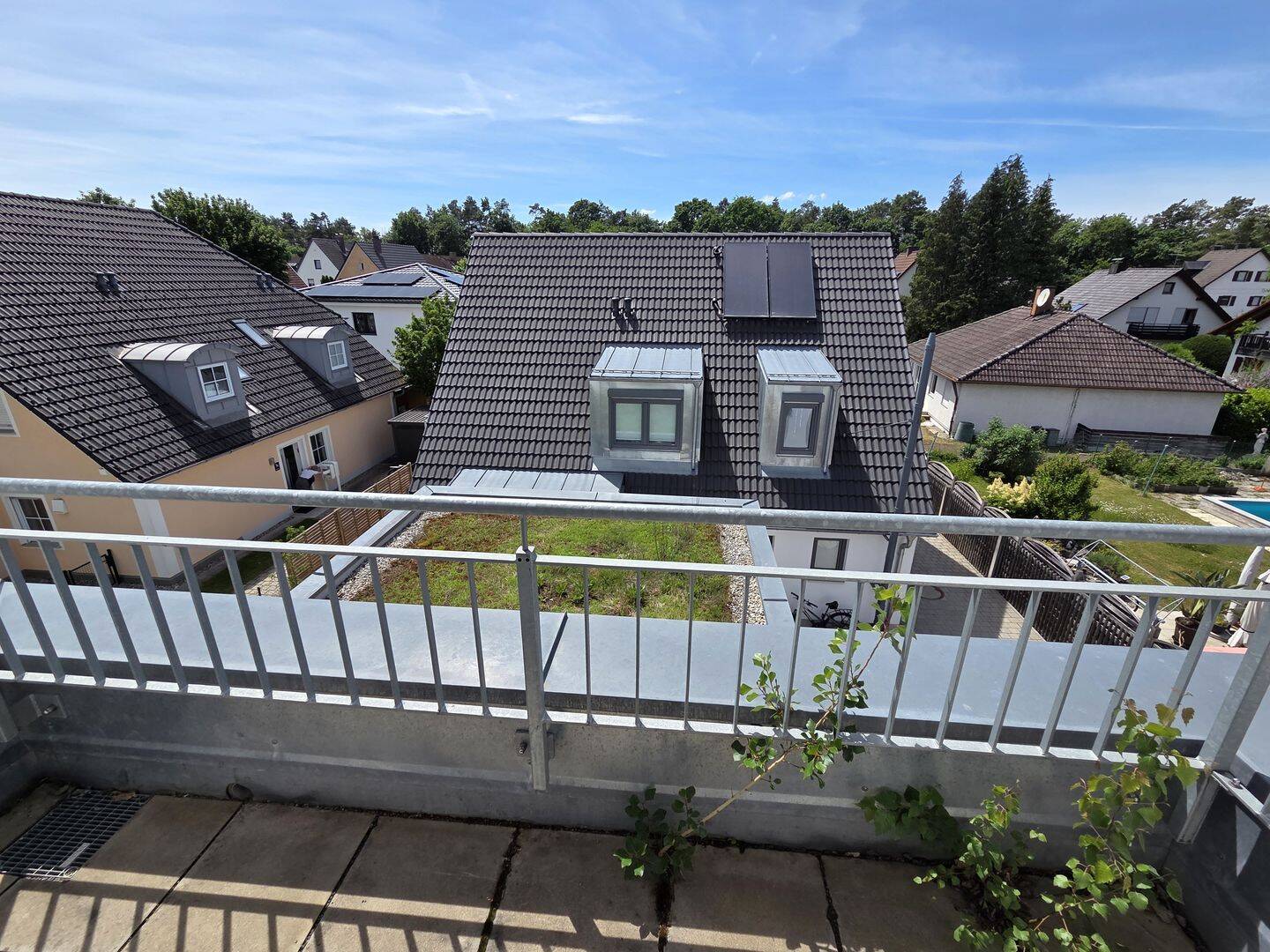 Moderne 2 Zimmer Dachgeschoss Wohnung in München-Aubing! – München – Vorschaubild 3