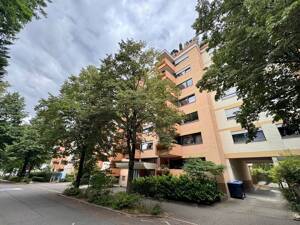 ++ Großzügiges und ruhiges Wohnen in innerstädtischer Lage ++