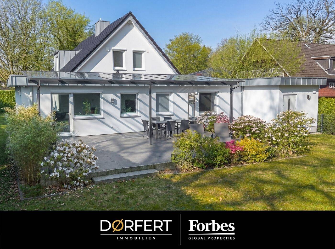 Hamburg - Wellingsbüttel I Charmantes Traumhaus in idyllischer Wohnlage, saniert mit vielen Extras