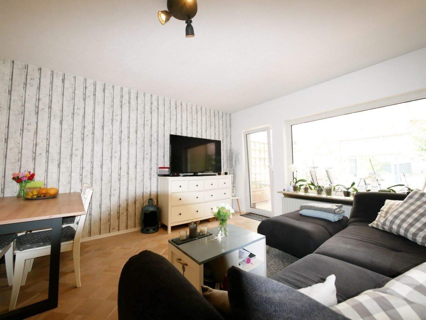 Reihenhaus mit Vollkeller in Norderstedt, ruhige aber dennoch zentrale Lage – Norderstedt – Vorschaubild 4