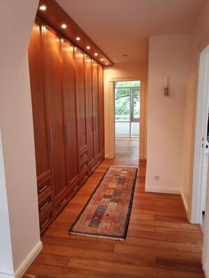Traumhafte Dachgeschosswohnung mit Balkonen und hervorragender Ausstattung in ruhiger Lage – 22391 Hamburg – Vorschaubild 8