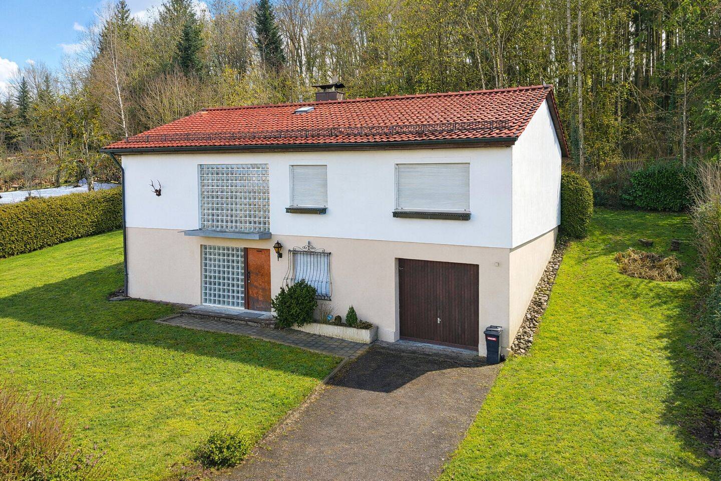 Gepflegtes Einfamilienhaus in ruhiger Naturlage mit unverbaubarem Weitblick – Arberg – Vorschaubild 2