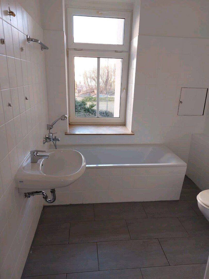 Hochparterre Wohnung in Chemnitz in Uni Nähe - frisch renoviert. – Chemnitz – Vorschaubild 3
