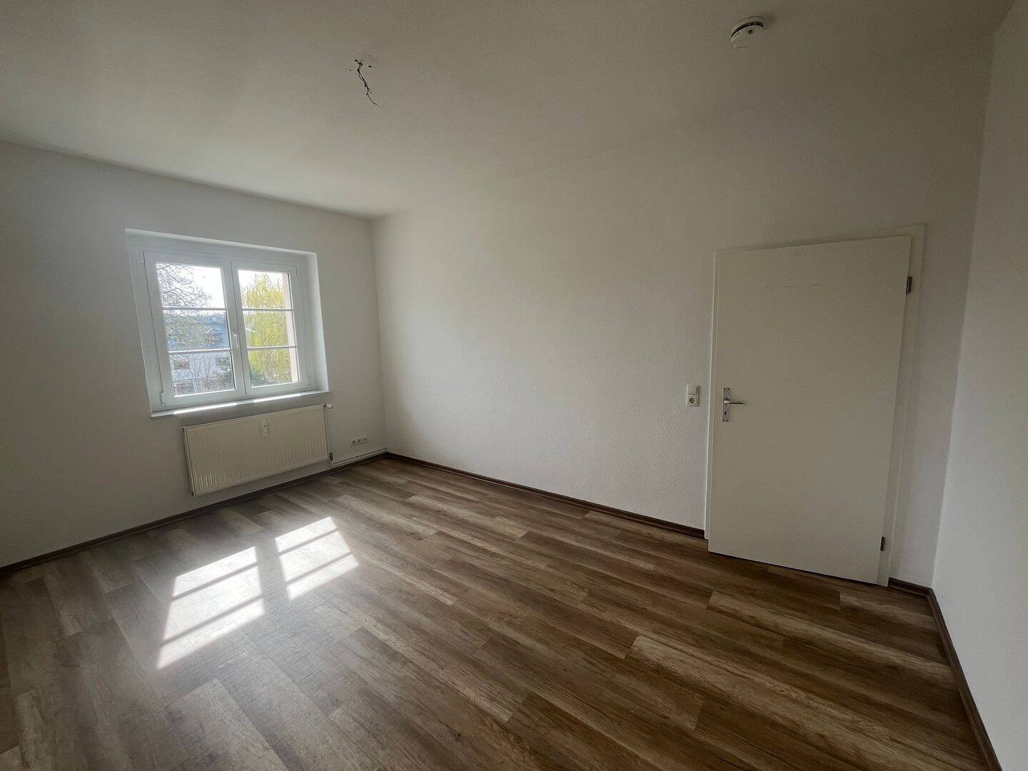 Moderne 3-Zimmer-Wohnung mit Balkon in Chemnitz – Chemnitz – Vorschaubild 5