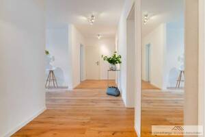 Provisionsfrei: Tolle Etagenwohnung 4,5 Zimmer 116qm im 2.OG mit Fahrstuhl und Kellerabteil in Top-Lage Ludwigshafen – 67059 Ludwigshafen am Rhein – Vorschaubild 8