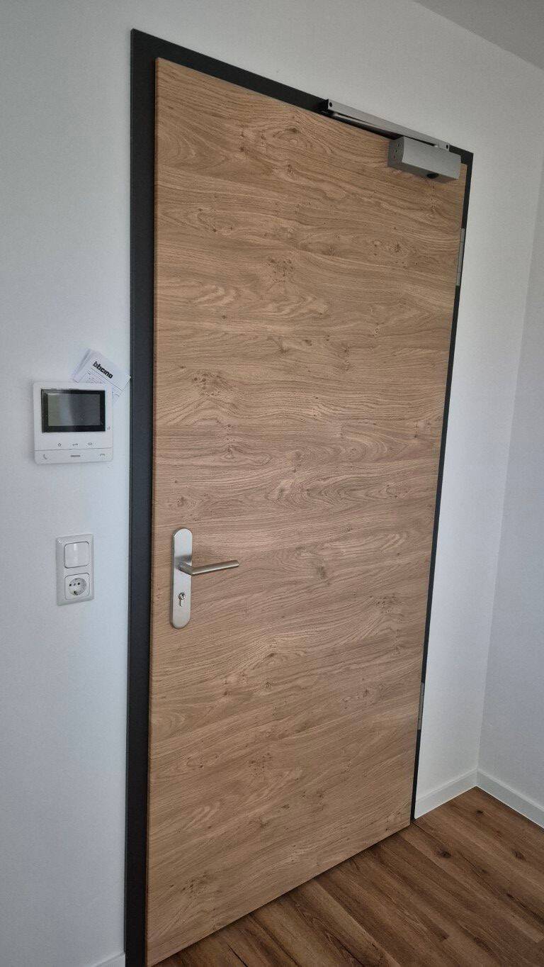 3 Raum-Wohnung mit Loggia (Balkon), Badewanne+Dusche – Jena – Vorschaubild 7
