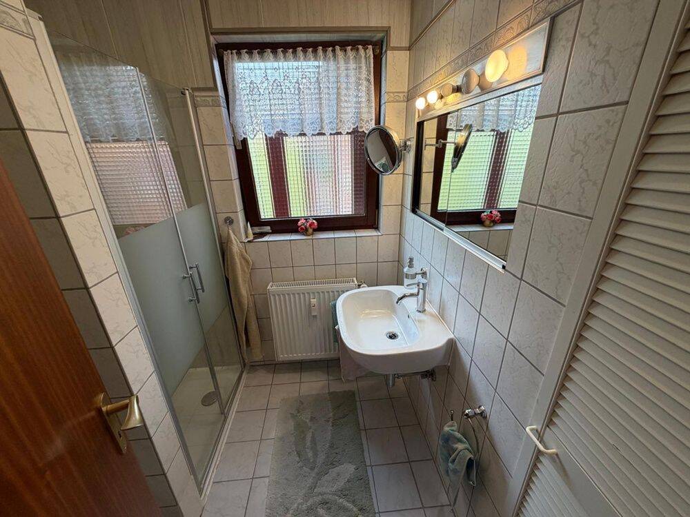 zentrumsnah gelegenes Einfamilienhaus (mit Einliegerwohnung) in Itzehoe – Itzehoe – Vorschaubild 4