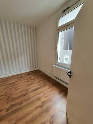 Charmante 2-Zimmer-Wohnung im denkmalgeschützten Haus von 1895 in Wuppertal-Oberbarmen. – 42277 Wuppertal – Vorschaubild 8
