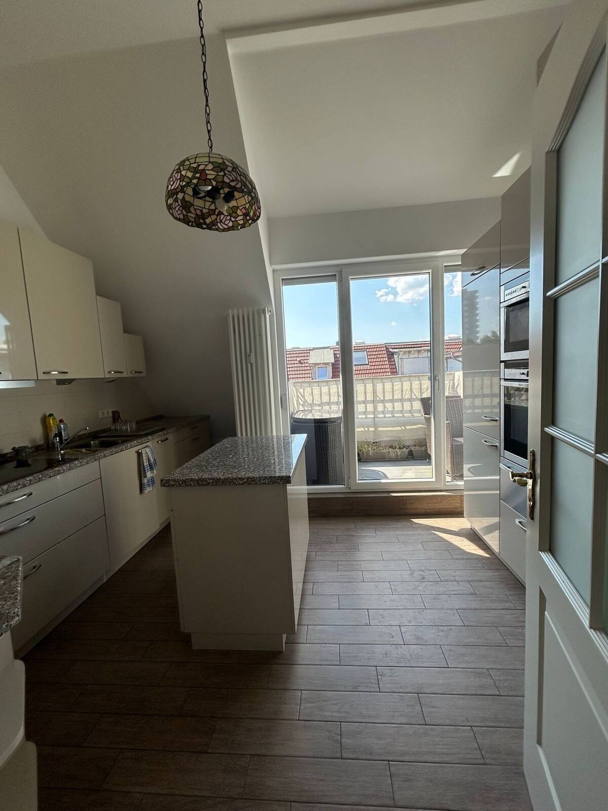 Komfortable 2 Zimmerwohnung in Berlin-Charlottenburg – 10625 Berlin – Bild 1 von 9