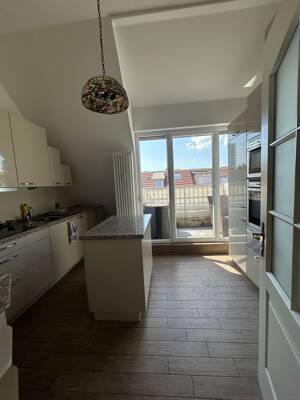 Komfortable 2 Zimmerwohnung in Berlin-Charlottenburg – 10625 Berlin – Vorschaubild 1