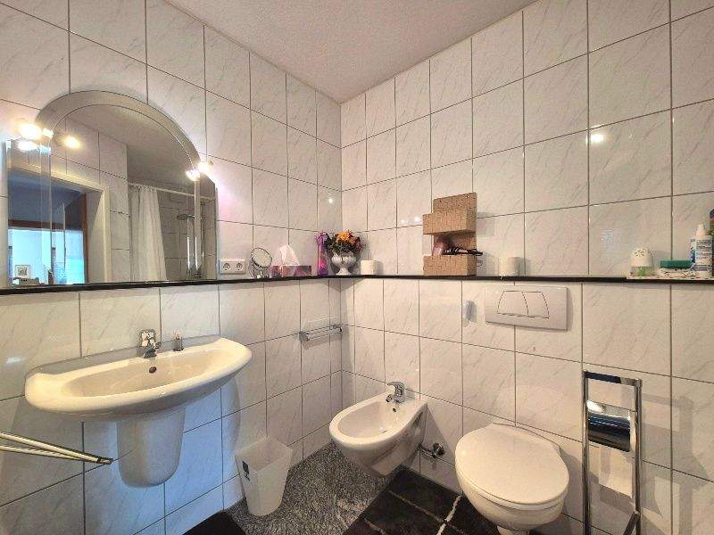 Viel Platz & viele Möglichkeiten | ein interessantes Mehrfamilienhaus – Kressbronn am Bodensee – Vorschaubild 5