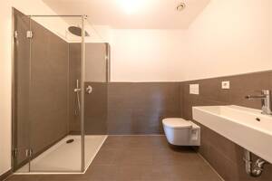HAMBURG - 2 Zimmer-Eigentumswohnung eigenem Garten, Gäste-WC, Aufzug und Tiefgarage – 22297 Hamburg – Vorschaubild 4