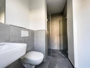 Exklusives Gartenidyll in Düsseldorf-Mörsenbroich: Modernes Wohnen mit 175 m² Privatgarten – 40470 Düsseldorf – Vorschaubild 9