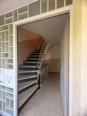 Vielseitiges Mehrfamilienhaus in Top-Lage von Stuttgart-Büsnau! Sofort bezugsfrei & provisionsfrei! – 70569 Stuttgart – Vorschaubild 4