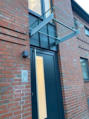 Neubau Maisonette-Wohnung im Ober- und Dachgeschoss mit zwei Bädern und zwei Süd-Balkonen - Musterbilder – 22547 Hamburg – Vorschaubild 2