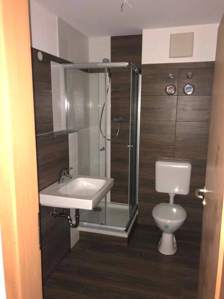 1 Raum -Studenten Appartment mit Terrasse- – Chemnitz – Vorschaubild 2