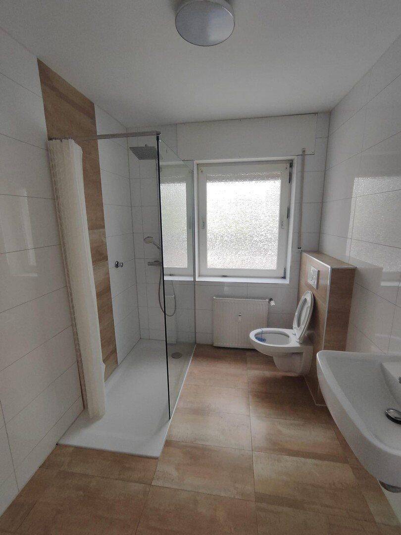 2,5 Raum mit Balkon im gepflegten Mehrfamilienhaus