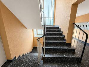 Wohnen mit Aussicht - großzügige 3-Zimmer-Wohnung in Köln-Weidenpesch – 50737 Köln – Vorschaubild 6