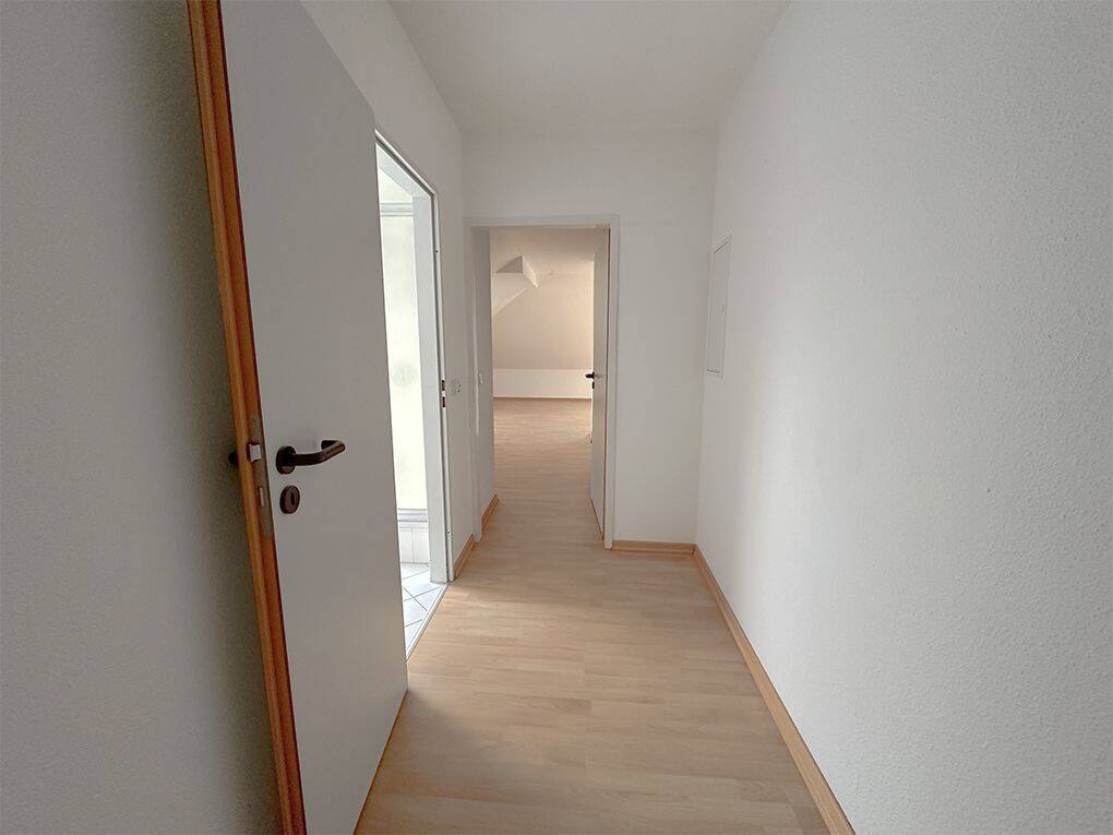 Bezugsfreie Single-Wohnung in begehrter Lage am Luisenpark – Erfurt – Vorschaubild 9