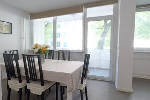 Helle Wohnung nahe Ku'damm mit Balkon, Stellplatz und Keller – 10711 Berlin – Vorschaubild 2