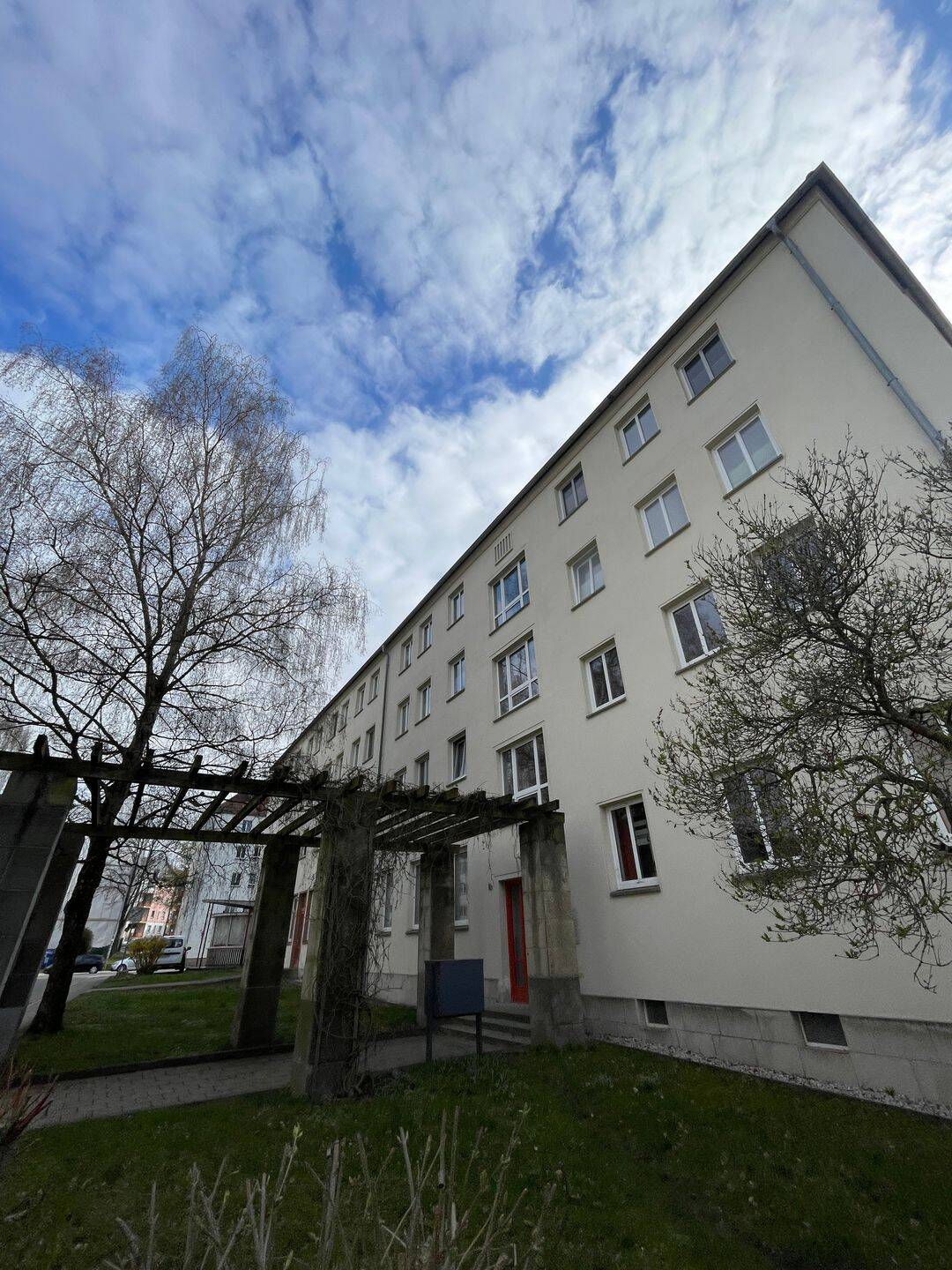 *LUTHERSTR.* Schluss mit Träumen, MIETEN !!! – Chemnitz – Vorschaubild 5
