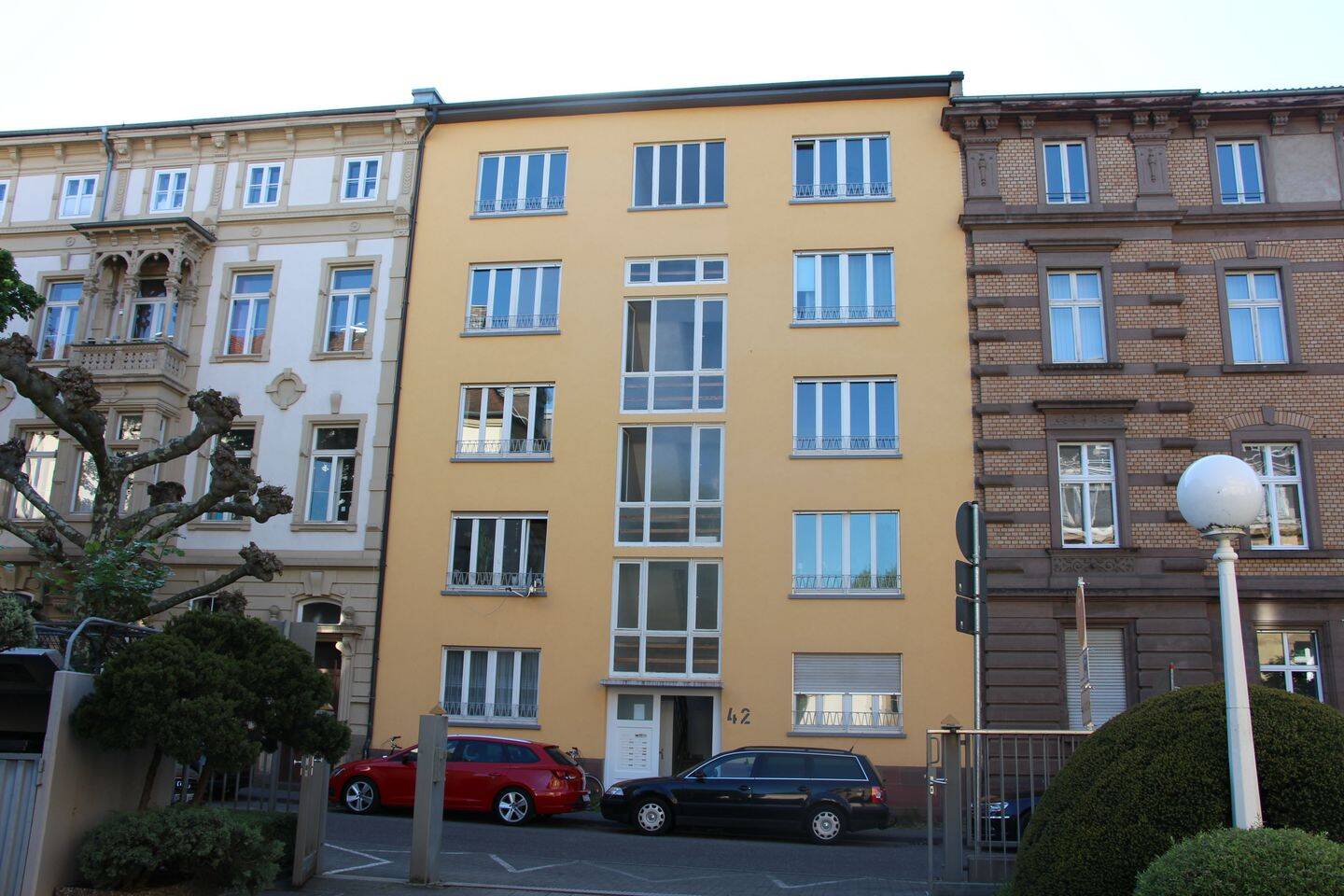 Attraktives Mehrfamilienwohnhaus in Topp Lage Karlsruhe Südweststadt