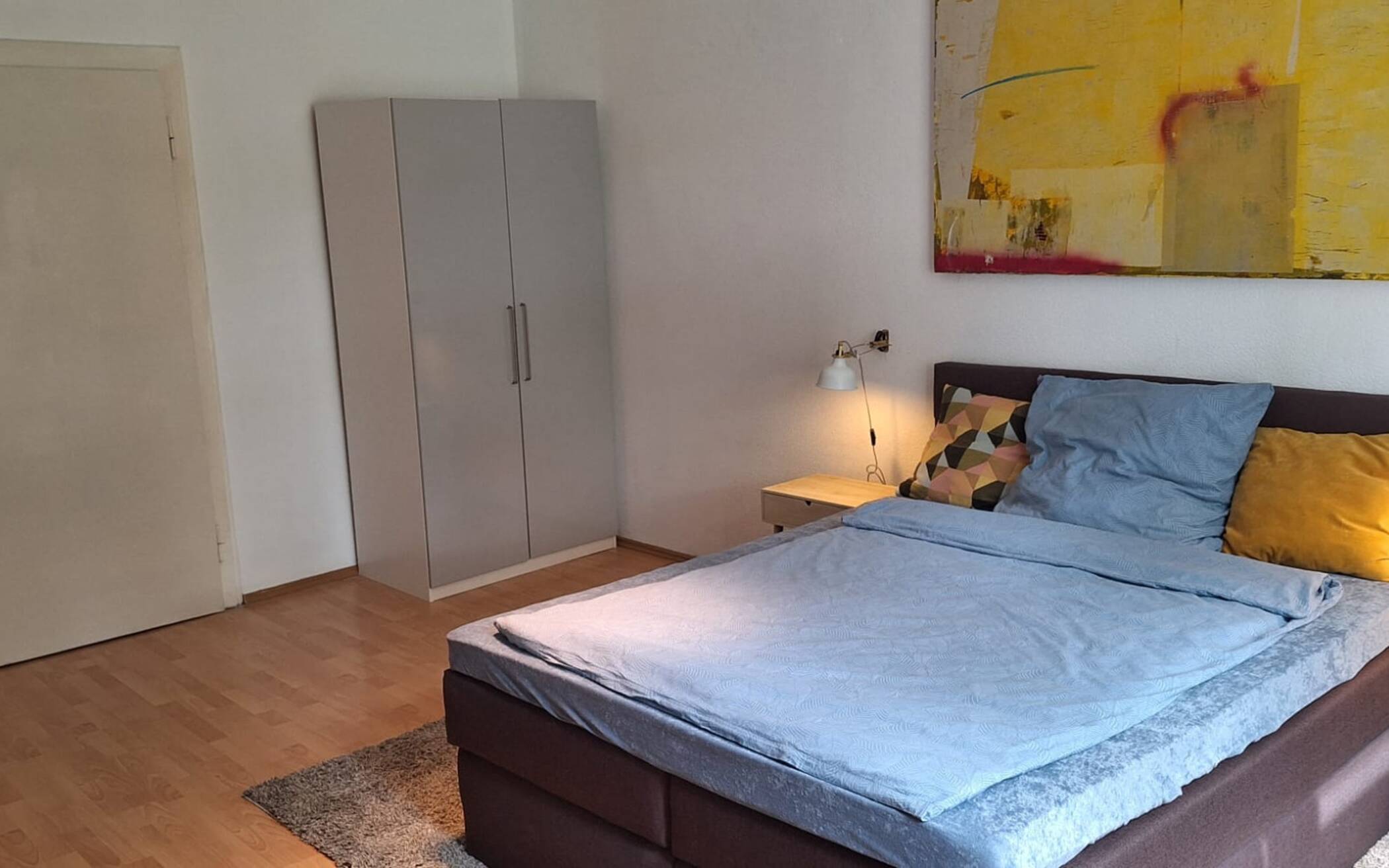 Möbliertes Zimmer, Auf Zeit & WG in Karlsruhe – Karlsruhe – Vorschaubild 2