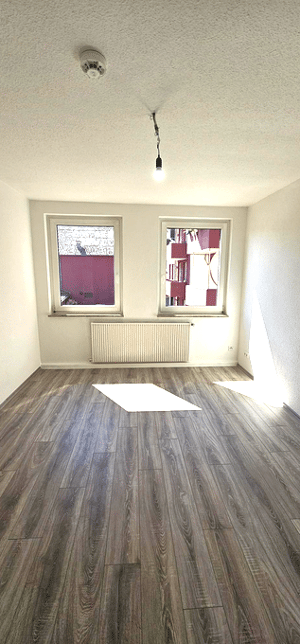 Modernisierte 2-Zimmer-Wohnung in zentraler Lage von Altendorf