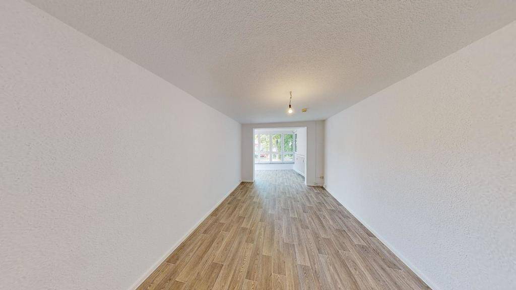 Großzügige 2-Raum-Erdgeschosswohnung mit Tageslichtbad – Chemnitz – Vorschaubild 6