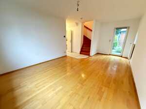 Moderne 2-Zimmer-Maisonette-Wohnung mit Reihenhauscharakter