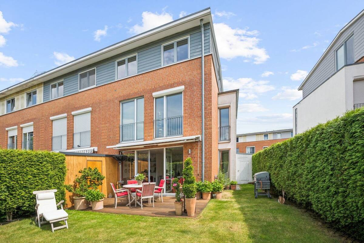Wohnkomfort, Lebensqualität und Raum für die ganze Familie – 21031 Hamburg – Bild 1 von 9